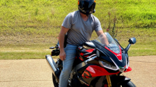 Aprilia RSV4 - RSV4