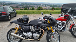 Triumph Thruxton 1200 - Jessica