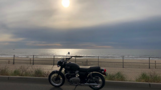 Triumph Bonneville T100 - Betty Lou