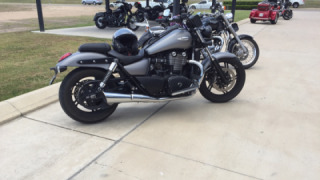 Triumph Thunderbird Storm