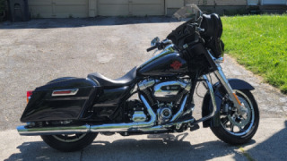 Harley-Davidson Electra Glide - Doom
