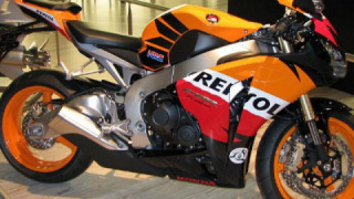 Honda CBR 954RR Fireblade - Repsol