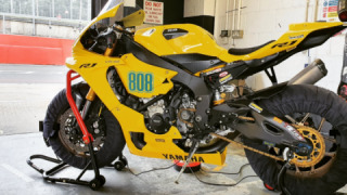Yamaha YZF R1 - 2cr track bike