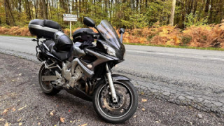 Yamaha FZS 600 Fazer - Chris