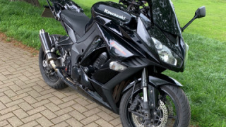 Kawasaki Z1000SX - Toothless