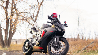 Honda CBR 1000RR - Domino