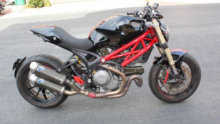Ducati Monster 1100 - Ducati Monster 1100 Evo
