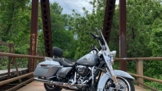 Harley-Davidson Road King - Kaku