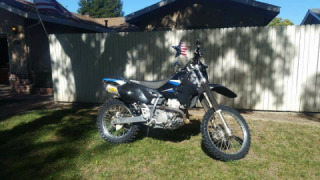 Suzuki DR-Z400 - The Dizer