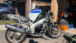 Suzuki GSXR 750