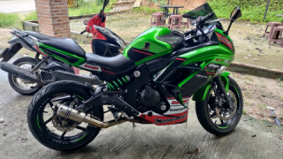 Kawasaki Ninja ZX-6R - road of king