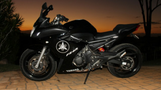 Yamaha FZ6R