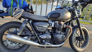 Triumph Street Twin