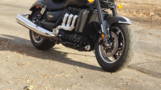 Triumph Rocket III Roadster
