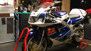 Suzuki GSXR 750 - SRAD