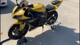 Yamaha YZF R1