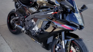 Yamaha YZF R1 - R1