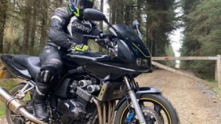 Yamaha FZS 600 Fazer