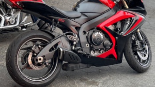 Suzuki GSR 600 - cherry