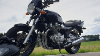 Yamaha XJR 1300