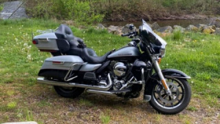 Harley-Davidson Electra Glide - Grace