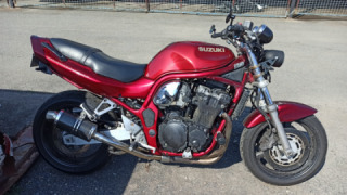 Suzuki GSF 1200S Bandit - Candy