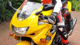 Honda VTR 1000F FireStorm - Magic mike