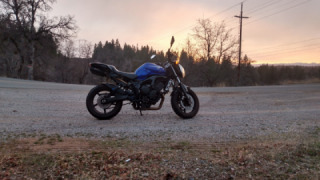 Yamaha FZR 600