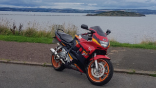 Honda CBR 600F3 - Red n Black