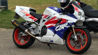 Honda CBR 900RR Fireblade