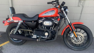 Harley-Davidson Sportster 883 - Number 1
