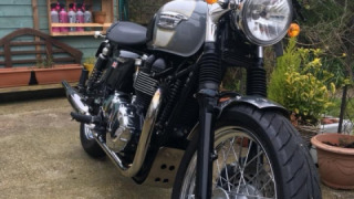 Triumph Bonneville T100