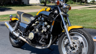 Yamaha V-MAX