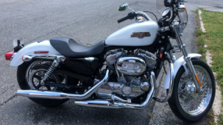 Harley-Davidson Sportster 883