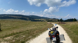 Suzuki DR 800