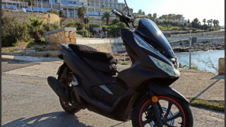 Honda PCX - Blackout