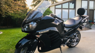 Kawasaki 1400 GTR - Kawi