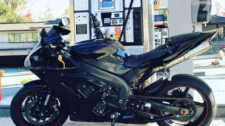 Yamaha YZF R1 - toothless