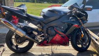 Yamaha YZF R1
