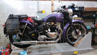 Triumph Street Twin - The Lady