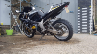 Suzuki GSXR 1000 - The b##ch