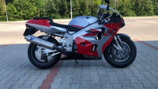 Suzuki GSXR 600 - Old Girl