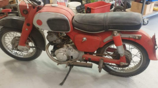 Honda CB 125 - The Little ol Lady