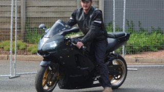 Kawasaki Ninja ZX-12R - Zx12R
