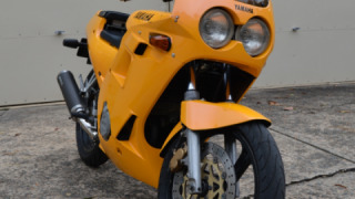 Yamaha FZR 250 - Historical bike