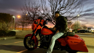 Harley-Davidson Street Glide - smooth sexy
