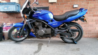 Kawasaki ER 5