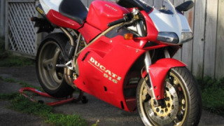 Ducati 916