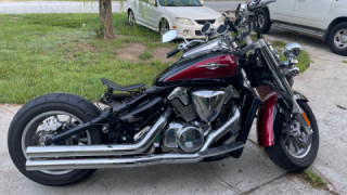 Suzuki Boulevard C109R - Lola