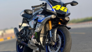 Yamaha YZF R1